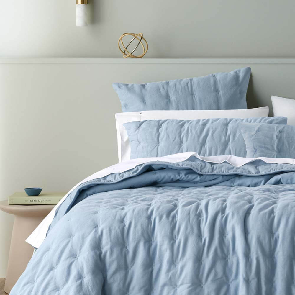 Langston Comforter Set Blue Queen/King
